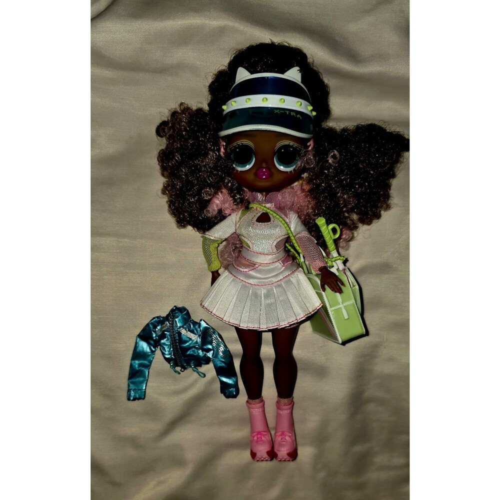 LOL Surprise OMG Sports Fashion Doll 11” Court Cutie has most accessories